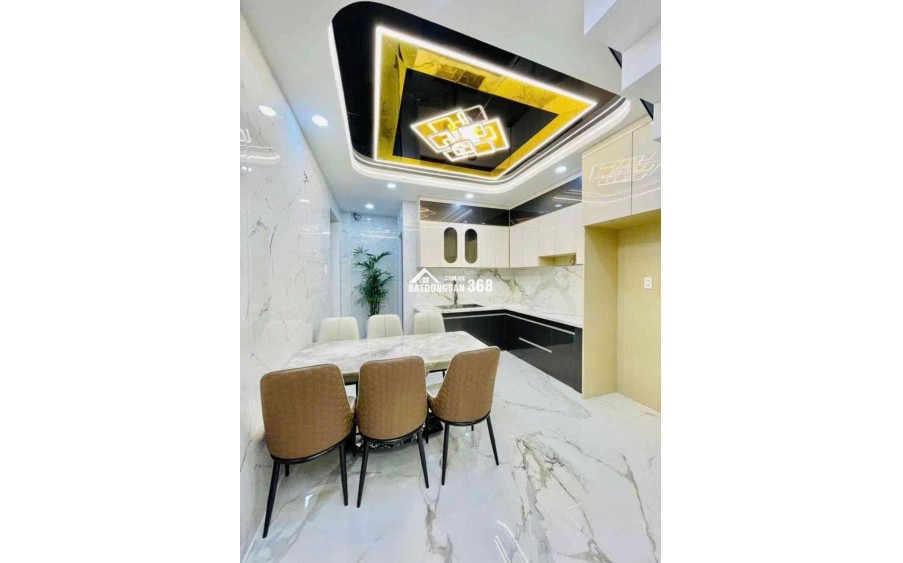 Bán nhà mặt đường trước nhà rộng hơn 10m, hẻm 8m ô tô tránh nhau, Lê Văn Quới, 8,8 tỷ